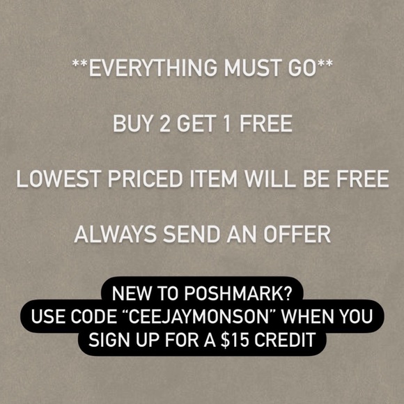 H&M - Oversized Pullover Sweater - Plum (size large) - Picture 10 of 10